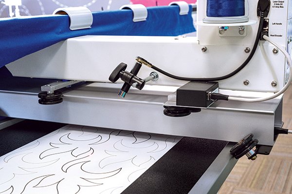 Panto tracing laser light